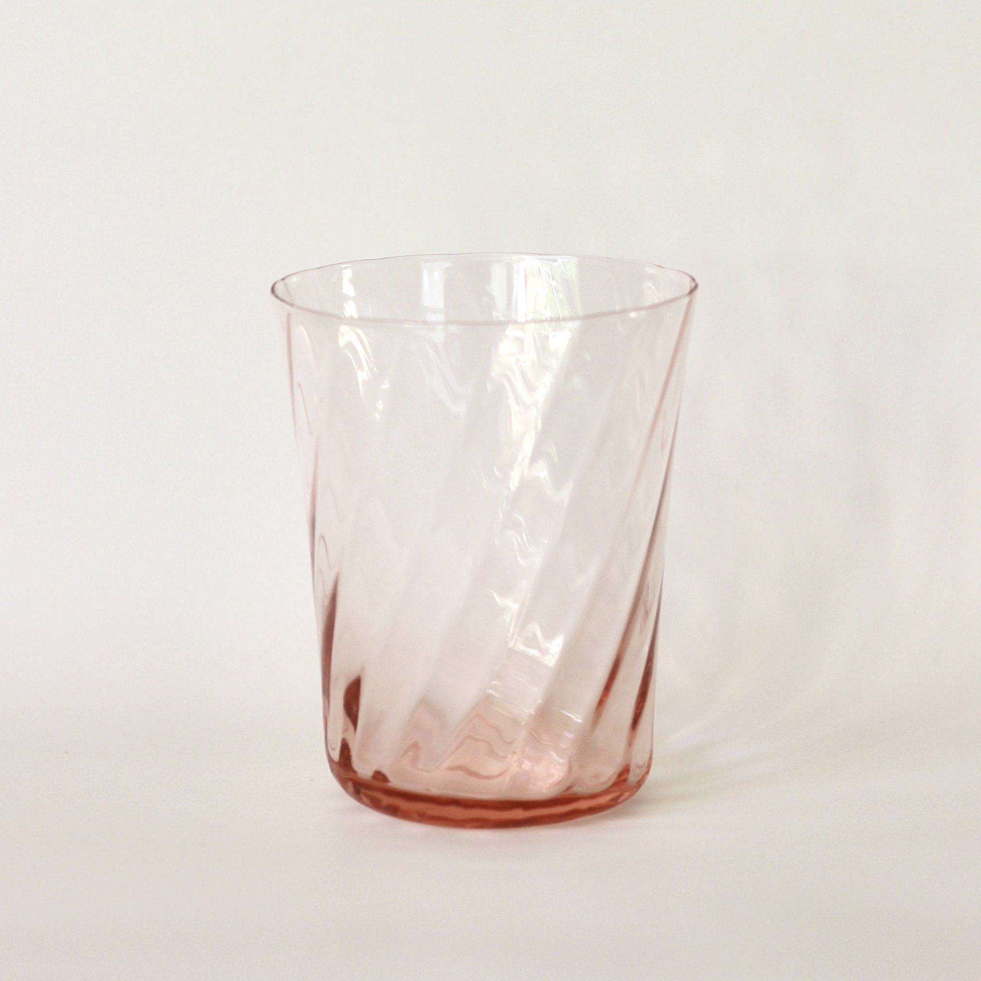 【STILLEBEN】 Concave Glass - Swirl Rose [スティルレーベン コンケーブグラス]