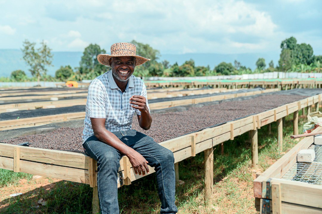 Uganda - The Coffee Gardens - Mukuru Florals